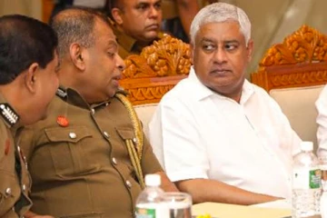 தொடர் சர்ச்சைக்குள் சிக்கும் அமைச்சர் ஜீவன்! பொலிஸ் மா அதிபரின் உத்தரவை இரத்துச் செய்த அமைச்சர் டிரான்