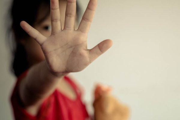 கொழும்பில் காதலனை தந்தையென கூப்பிட மறுத்த பிள்ளையை கொலை செய்த இளம் தாய் | Kid Killed 75 Injuries Found