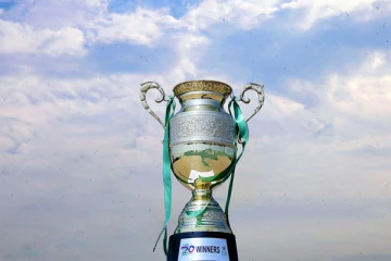 அவுஸ்திரேலியாவை 2 விக்கெட் வித்தியாசத்தில் வெற்றியீட்டிய இந்தியா!