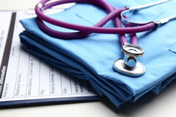 கனடாவில் சில புலம்பெயர்ந்தோருக்காக நீட்டிக்கப்பட்டுள்ள ஒரு சலுகை