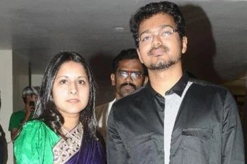 மீண்டும் மீண்டும் விஜய் - சங்கீதா விவாகரத்து குறித்து எழும் சர்ச்சை.. கடுப்பான ரசிகர்கள்