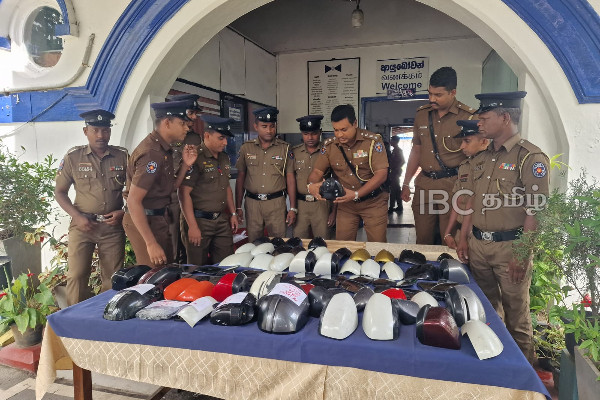 கொழும்பில் நீண்டகாலமாக திருட்டில் ஈடுபட்ட சந்தேகநபர்கள் கைது | Theft In Colombo Suspects Arrested