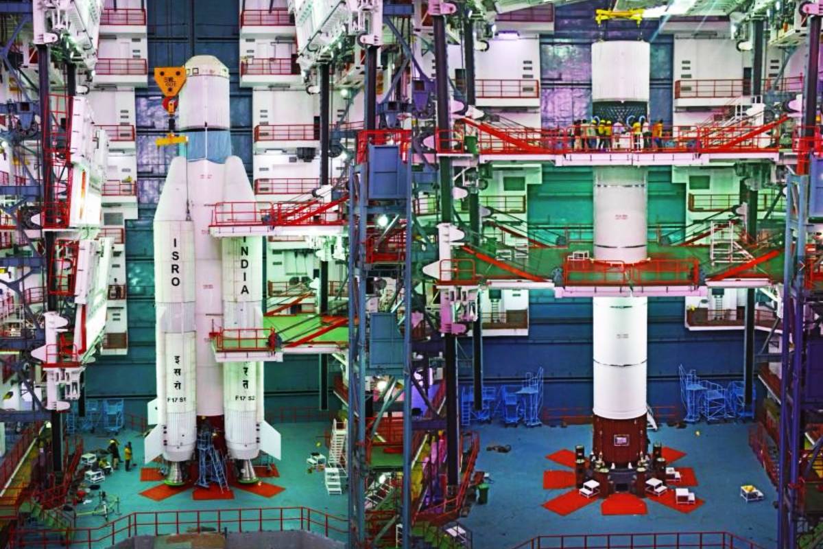 விண்ணில் ஏவப்படுகிறது இஸ்ரோவின் EOS-05 செயற்கைக்கோள் | Earth Observation Satellite Isro To Launch Sep 4