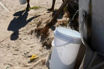 குளிக்காமலேயே பாடசாலைக்கு செல்லும் குழந்தைகள்... வெளிநாடு ஒன்றின் அவல நிலை