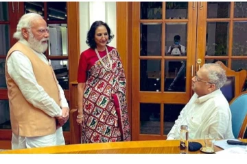 கை கட்டி நிற்கும் மோடி.. 10 நிமிடங்களில் 914 கோடி வருமானம்! யார் இந்த தொழிலதிபர் தெரியுமா?