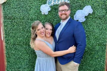 ஒட்டிப்பிறந்த இரட்டையரின் கனவு திருமணம்! 3 ஆண்டுகளுக்கு பிறகு வெளியான ரகசியம்