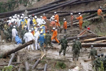 ஜப்பானை தாக்கிய சக்திவாய்ந்த புயல்: உயிரிழந்தவர்கள் எண்ணிக்கை அதிகரிப்பு