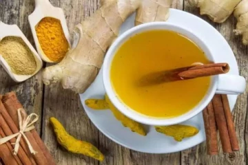 ஒரே வாரத்தில் தொப்பை காணாம போக வேண்டுமா? வெறும் வயிற்றில் இந்த  டீயை குடிங்க!