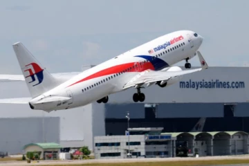 இலங்கை மீதான பயணத் தடையை நீக்கிய  நாடு!