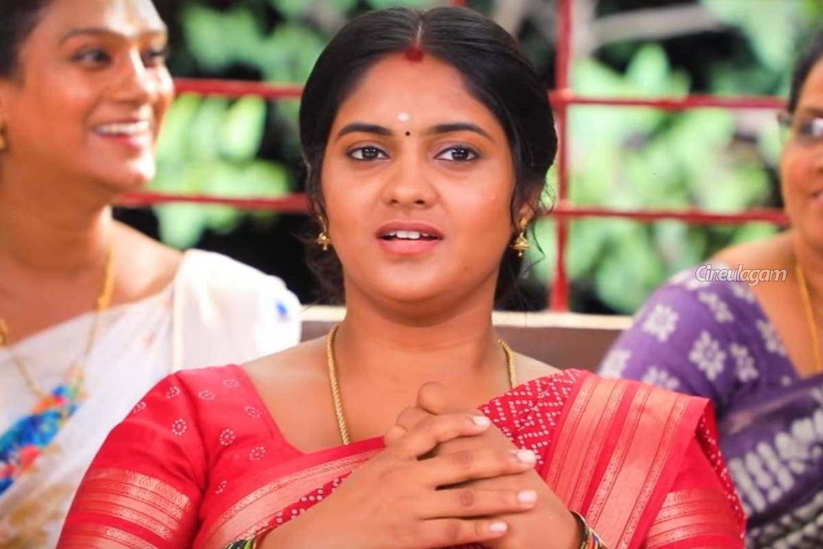 சின்ன மருமகள் சீரியலில் மாற்றப்பட்ட பிரபல நடிகை... மகாநதி சீரியல் நடிகையா இது? | Actress Change In Chinna Marumagal Serial