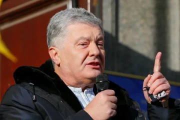 உக்ரைனை விட்டு வெளியேற முயன்ற முன்னாள் ஜனாதிபதி: எல்லையில் திருப்பி அனுப்பியதற்கான காரணம்?