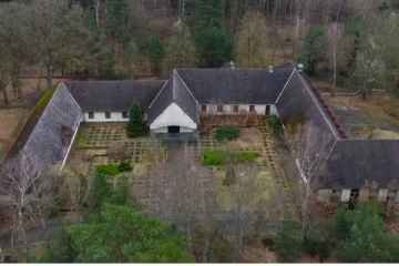 ஜேர்மனியில் ஒரு பிரம்மாண்டமான வீடு இலவசம்: ஆனால்