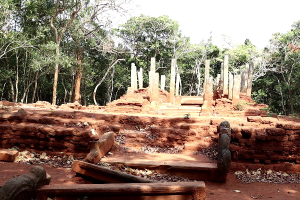 தாயக ஆக்கிரமிப்பும் - காவி உடையில் அரசியல் செய்யும் பிக்குகளும் | Ltte War Land Occupations North East Tamils North