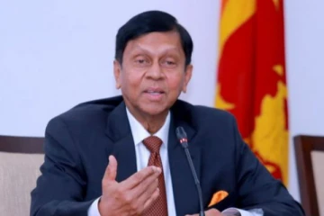 நான் இன்னும் உயர் சம்பளத்தை பெறவில்லை! கவலையில் மத்திய வங்கியின் ஆளுநர்