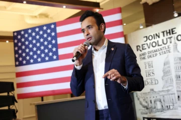 அமெரிக்கா அதிபர் தேர்தல்...டிரம்பிற்கு ஆதரவு - பின்வாங்கிய விவேக் ராமசாமி..!