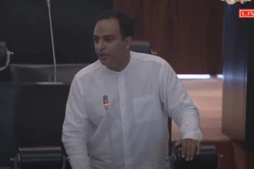 அமைச்சர் நாமலுக்கும் எதிர்கட்சியினருக்கும் இடையில் நாடாளுமன்றில் கடும் தர்க்கம்!(காணொளி)