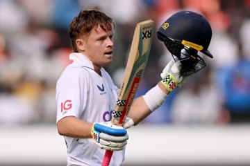 வரலாற்றில் யாரும் செய்யாத ரெக்கார்டு - இங்கிலாந்து வீரரின் விசித்திர சாதனை!