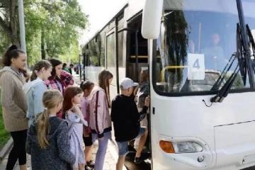 போர் பகுதியில் இருந்து மக்களை வெளியேற்ற கட்டணம் வசூலிக்கும் ரஷ்யா