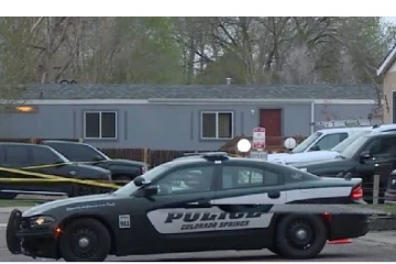 நடுங்கி போன பொலிஸ்! பிறந்த நாள் கொண்டாட்டத்தில் நடந்த பயங்கரம்: 7 பேரை சரமாரியாக சுட்டுத் தள்ளிய கொடூரன்