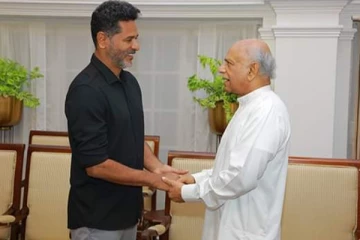 பிரதமர் தினேஷ் குணவர்தனவை சந்தித்துள்ள தென்னிந்திய திரைப்பட பிரபலம் (Photos)