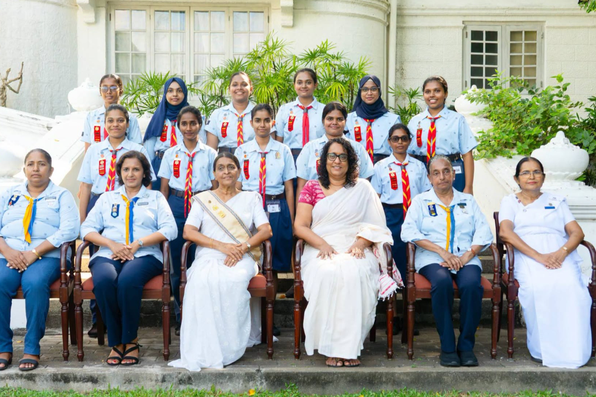 அலரி மாளிகையில் சிறப்பாக இடம்பெற்ற பெண்கள் சாரணர் இயக்க விருது விழா - பிரதமர் பங்கேற்பு | Girl Scouts Awards Ceremony அலரி மாளிகையில் சிறப்பாக இடம்பெற்ற பெண்கள் சாரணர் இயக்க விருது விழா - பிரதமர் பங்கேற்பு | Girl Scouts Awards Ceremony