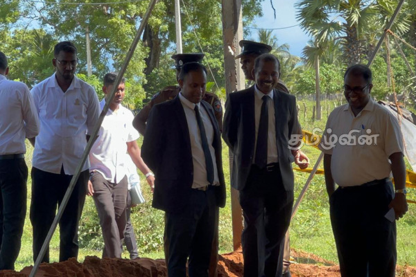 வன்னியில் உள்ள பாரிய புதைகுழிகள் : விசாரணைகளுக்காக ரேடார் இயந்திரங்களை கொண்டுவர ஆயத்தம் (Photos) | Preparations To Bring Into Mass Graves In Vanni