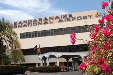 கட்டுநாயக்க விமான நிலையதிற்கு வெடிகுண்டு புரளி