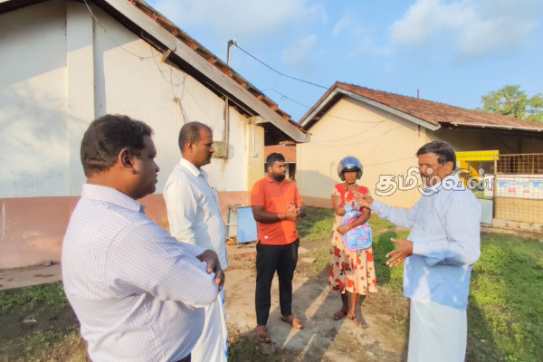 முல்லைத்தீவு அடிப்படை வசதிகளற்று இயங்கும் பாடலை: நேரில் சென்று பார்வையிட்ட ரவிகரன் எம்.பி | Mullaitivu Is A Country Without Basic Amenities