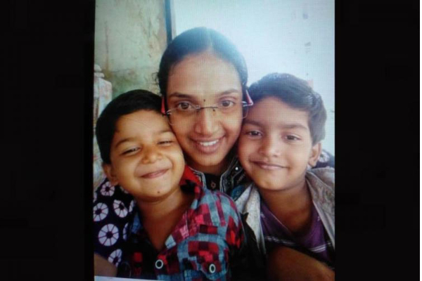 கணவரும் விட்டுட்டு போய்ட்டாங்க! பிள்ளைகளும் உடல் கருகி மரணம்-  இளம்பெண் எடுத்த விபரீத முடிவு | Woman Dies By Suicide Days After Children Death