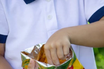 அம்மா நான் சிப்ஸ் பாக்கெட் திருடவில்லை ; மனமுடைந்து சிறுவன் தற்கொலை