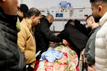 இஸ்ரேலிய படையினர் மருத்துவமனைக்குள் நுழைந்து ஈவிரக்கமின்றி தாக்குதல் ; பாராட்டிய அமைச்சர்