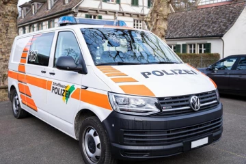 சுவிட்சர்லாந்தில் ஒரு இரவு முழுவதும் சகதியில் சிக்கித் தவித்த முதியவர்