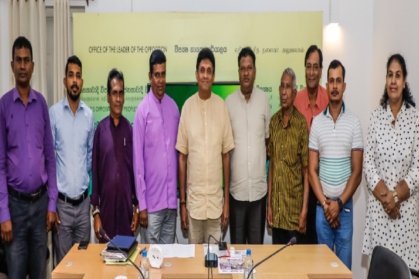 சஜித்துடன் இணைந்த நாடாளுமன்ற உறுப்பினர் அசங்க நவரத்ன | Asanga Navaratna Joined With Sajith