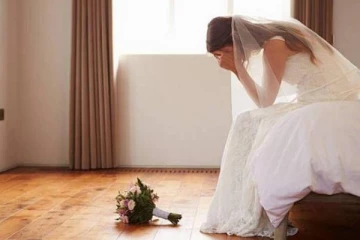 திருமணத்திற்கு வந்த ஒரே ஊழியர்... மறுநாளே வேலையை ராஜினாமா செய்த மணப்பெண்; அப்படி என்ன நடந்தது?