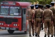 பேருந்தில் இருந்து கீழே விழுந்த மகள் : சாரதியை கடுமையாக தாக்கிய தந்தை