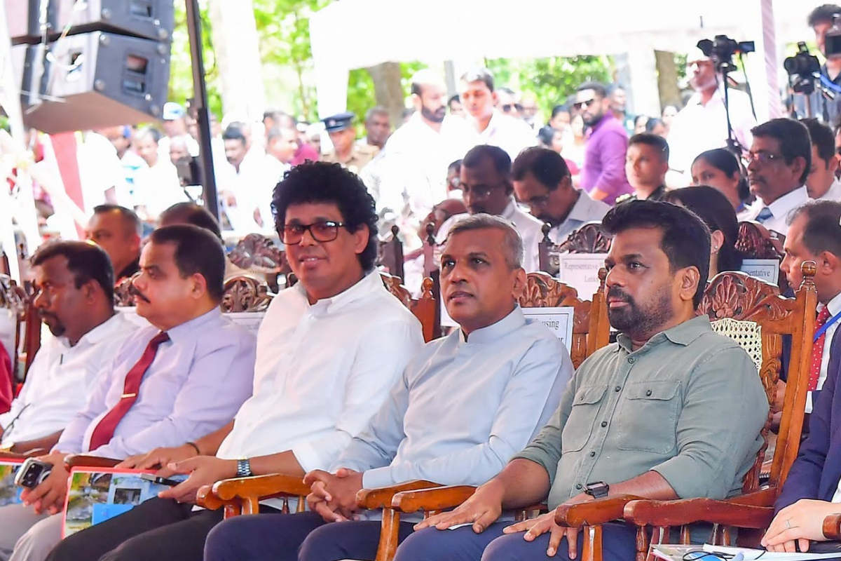 நாசிச பாணியிலான ஆட்சி முறைமையை திணிக்கின்றது அரசு - மொட்டுக் கட்சி கடும் சாடல் | Government Is Imposing Nazism Style Regime நாசிச பாணியிலான ஆட்சி முறைமையை திணிக்கின்றது அரசு - மொட்டுக் கட்சி கடும் சாடல் | Government Is Imposing Nazism Style Regime