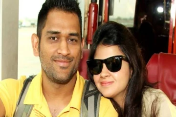 தோனி கூட வாழுறதே இவ்வளவு கஷ்டம்... உருக்கத்துடன் பேசிய மனைவி சாக்க்ஷி