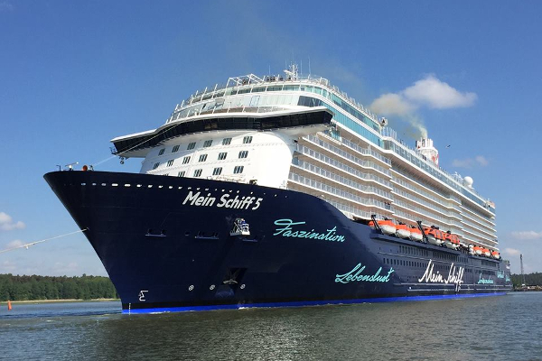 நாட்டை வந்தடைந்த அதிசொகுசு கப்பல்! | The Luxury Ship Arrived In The Country