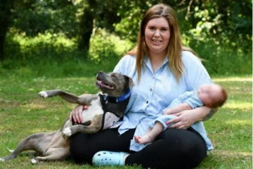 ஆட்டிசம் பாதிக்கப்பட்ட பெண்; பிரசவ அறையில் உடனிருந்த நாய் - நெகிழ்ச்சி பின்னணி!