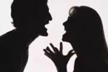 පුතාගේ අනියම් පෙමින් පියා රෝහලේ..