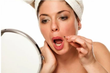 உங்கள் முகத்தில் தேவையற்ற முடி இருக்கின்றதா? இதை தடவி பாருங்கள்!