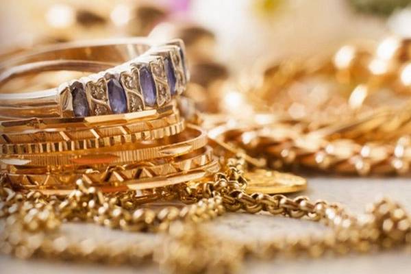 யாழில் வீடுடைத்து நகை திருட்டு | House Breaking And Jewelery Theft In Jaffna