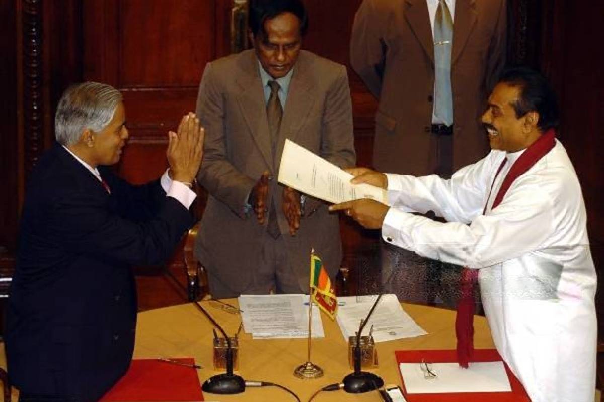 மகிந்த ராஜபக்சவுக்காக சரத் என் சில்வா செய்த அட்டூழியங்கள்! | Sarath N Silva Mahinda Rajapaksa