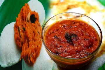 மதுரை பாணியில் காரசாரமான சின்ன வெங்காய தக்காளி சட்னி... எப்படி செய்வது?