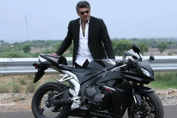 பைக்குகளை வாங்கி குவிக்கும் அஜித் குமார்.. ஒரு பைக்கின் விலை மட்டும் இத்தனைக் கோடியா?