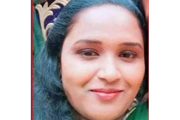 இலங்கையில் திடீரென்று சுருண்டு விழுந்த இளம் பெண் பலி…. நொடியில் உயிரை பறித்தது எது? எச்சரிக்கை… மக்களே! | Heart Attack Srilank Gl