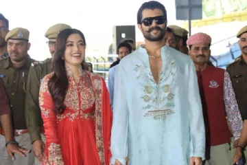 கல்யாணத்தை முடித்த கையோடு ஜோடியாக வந்த VIROSH!! புகைப்படங்கள்..