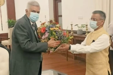 ரணிலை நேரில் சந்தித்து வாழ்த்திய இந்தியத் தூதர் பொருளாதார ஒத்துழைப்பு தொடர்பில் பேச்சு (Photo)