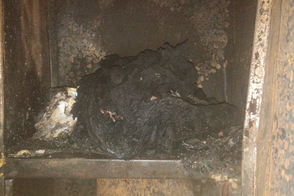 திருகோணமலையில் இனம் தெரியாத நபரால் வீடொன்றுக்கு தீவைப்பு | House Fire By An Unknown Person In Trincomalee