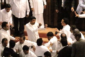 ஸ்ரீலங்கா நாடாளுமன்றில் களேபரம்! அடுத்தவாரம் வருகின்றது அறிக்கை